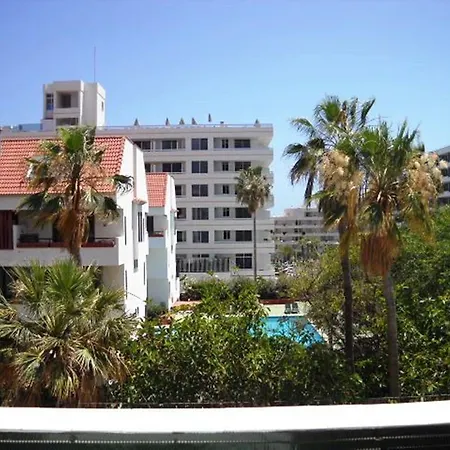 Playa Honda Apartment
